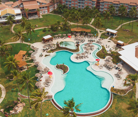 Vista aérea da piscina