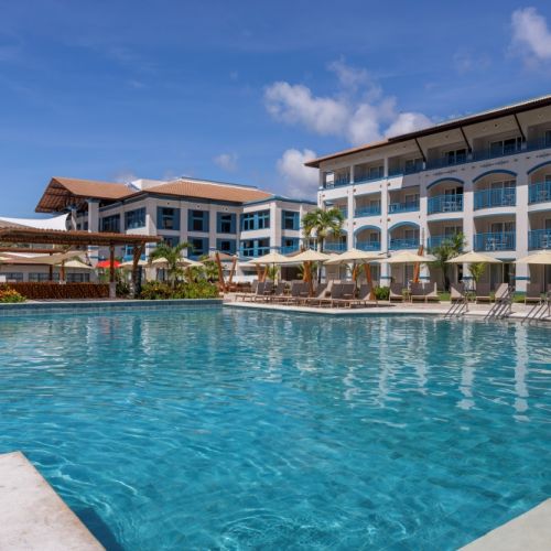 Quer curtir um Resort Premium com All Inclusive e recém reformado? Garanta sua estadia no Mar Premium!