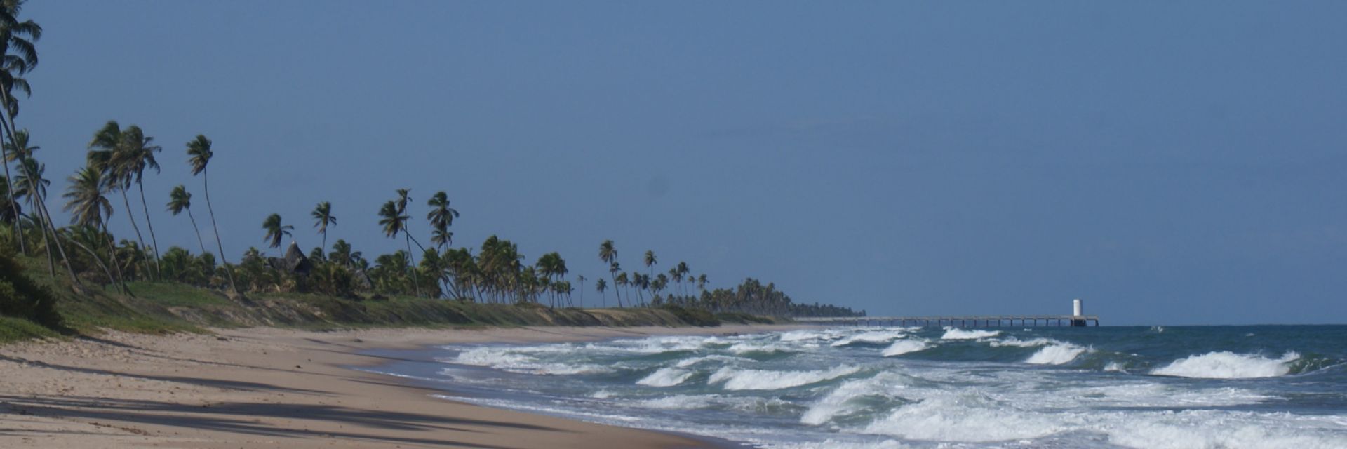 Descubra as belezas naturais e todo o charme de Arembepe