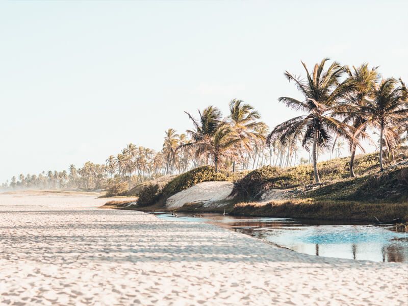 praias perto de salvador