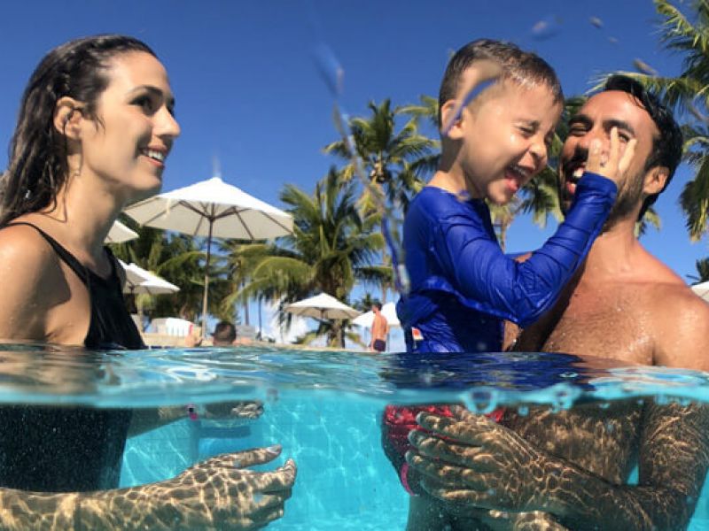 diferença de hotel e resort