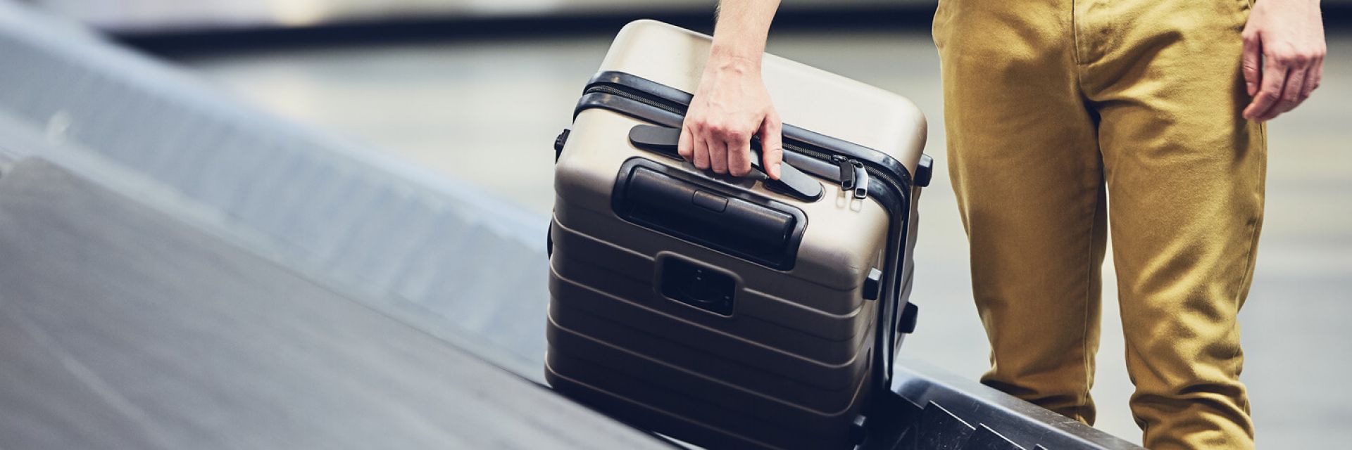 Como despachar bagagem: conheça as principais regras
