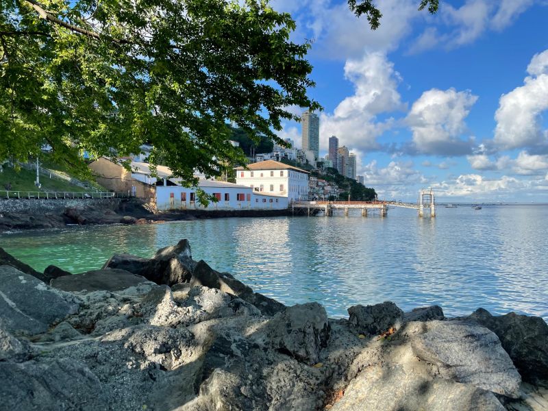 Baía de Todos os Santos, com o cidade de Salvador ao fundo